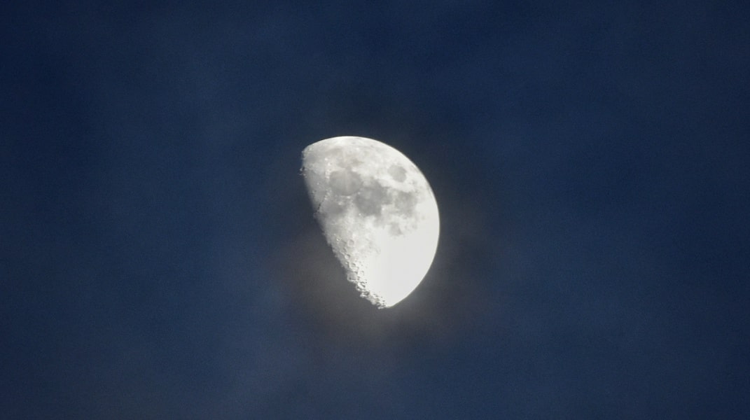 ISRO Gets Patent for Made in India Highland Lunar Soil Simulant-techinfoBiT