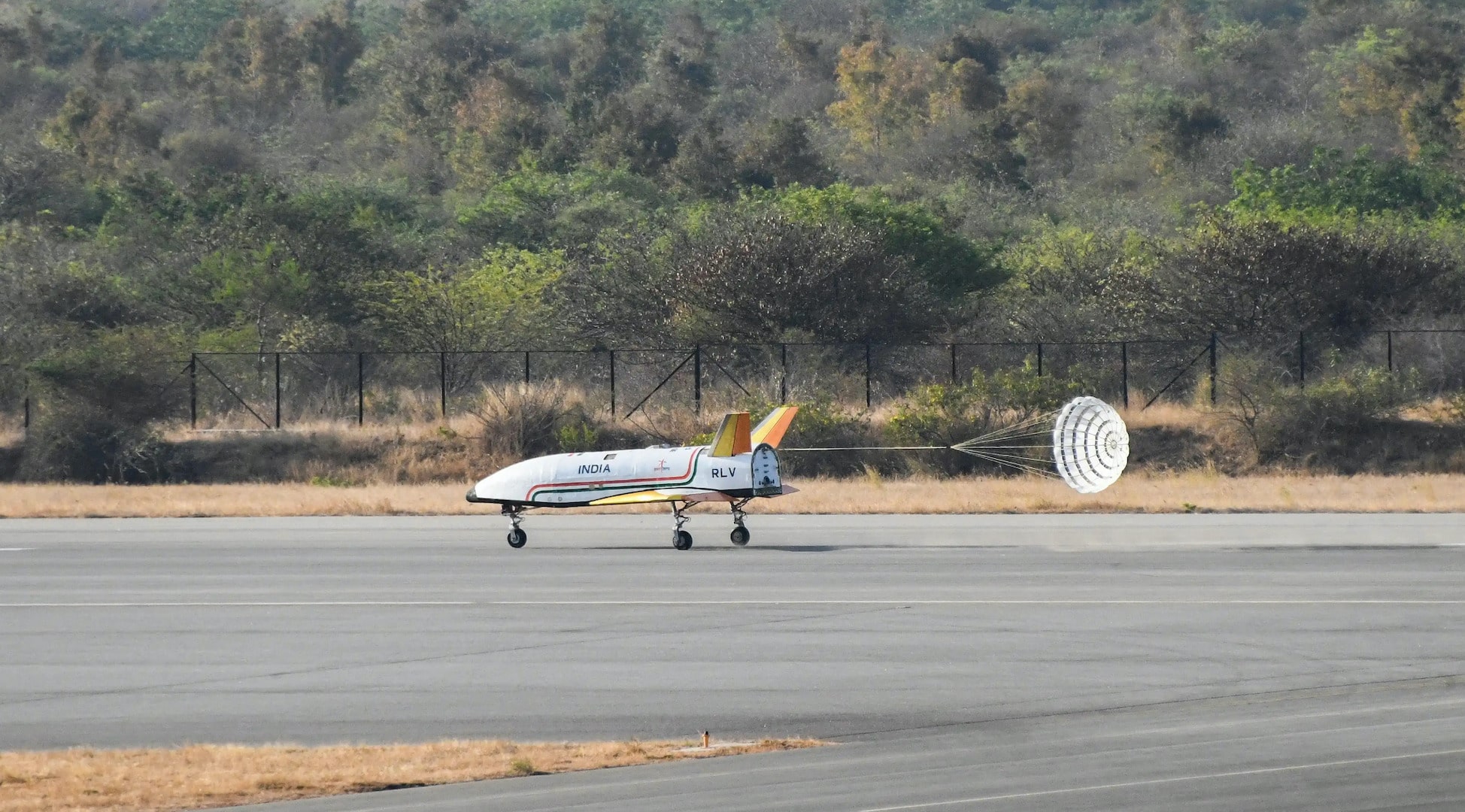 RLV LEX Test ISRO is One Step Closer to Having Its Own Reusable-Rocket Launch Systems-techinfoBiT